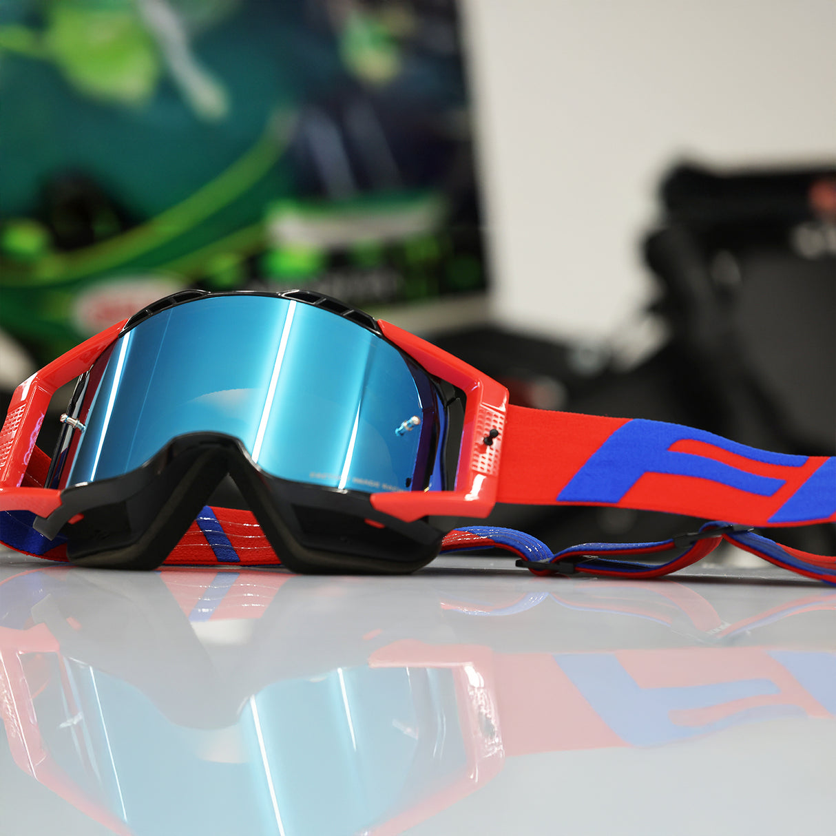 FIR NANO MOTOCROSS ENDURO BLACKOUT GOGGLES, ANTI-FOG TAC LENS, BAG & LENS WIPE INCLUDED