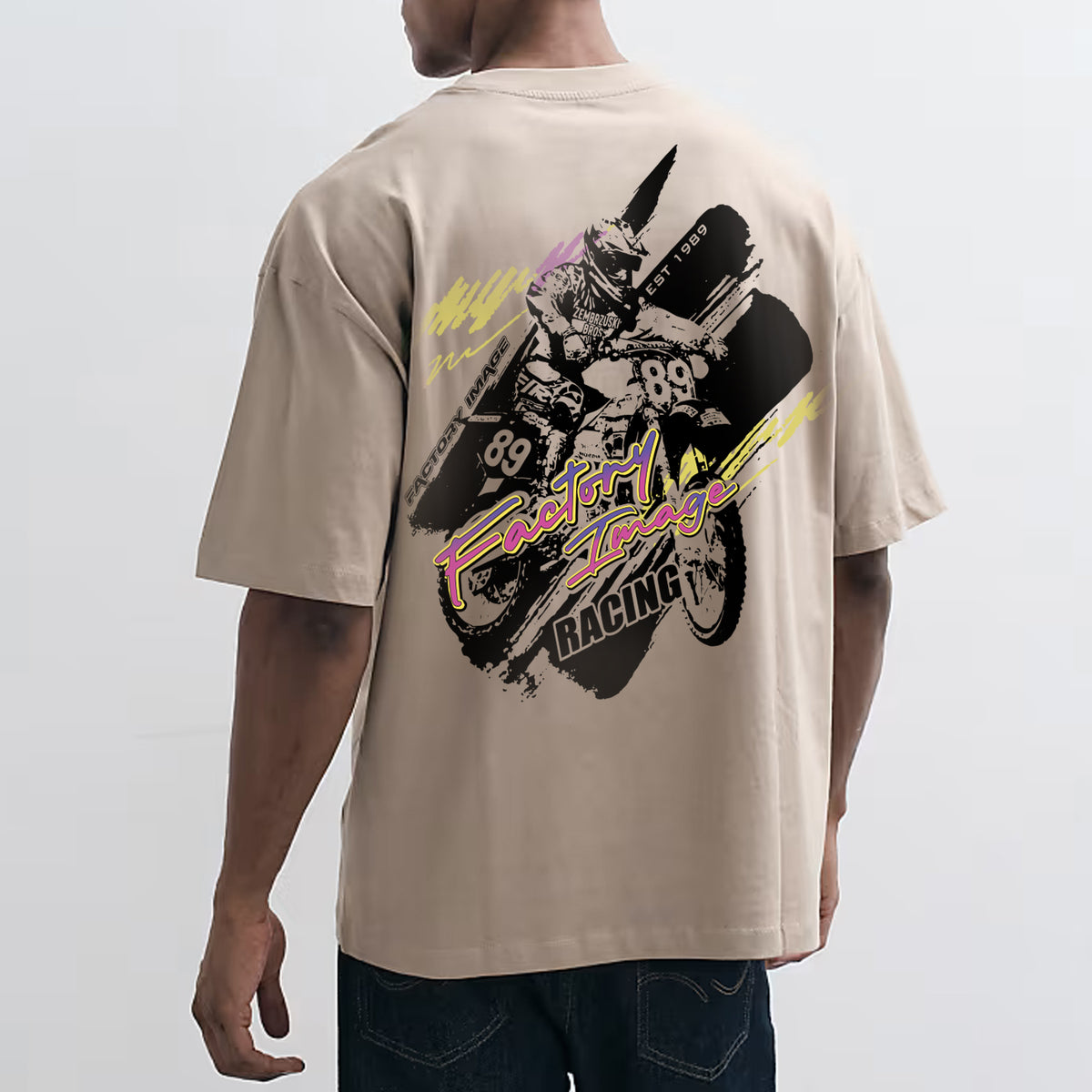 RELAXED FIT RETRO ADULT TEE SAND