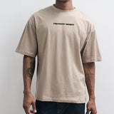 RELAXED FIT RETRO ADULT TEE SAND